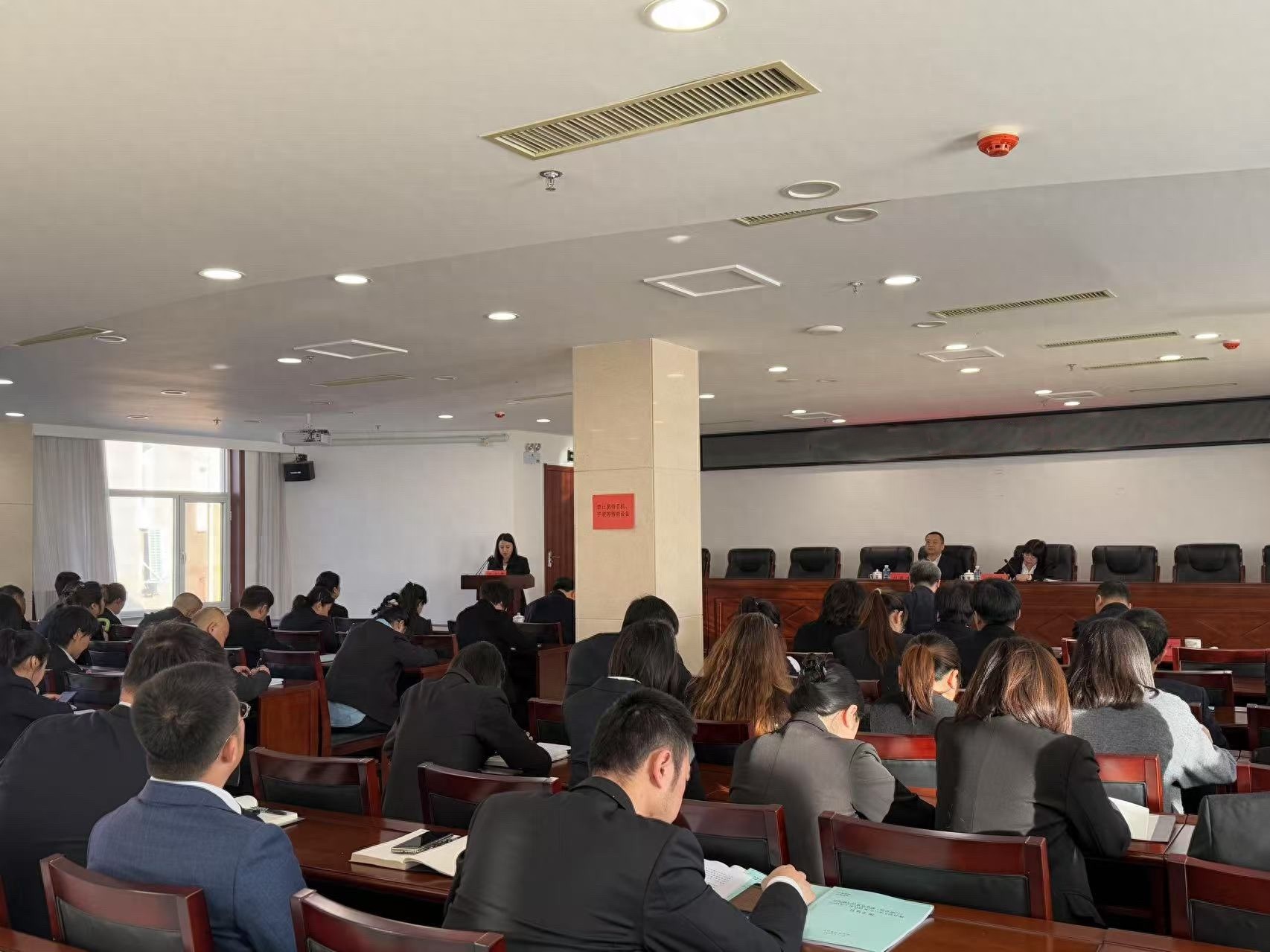 辽阳县纪委监委如何打造‘打铁必须自身硬’的纪检监察铁军？  第1张