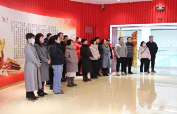 档案涉密人员为何必须接受最新保密教育？揭秘实训背后的重要性