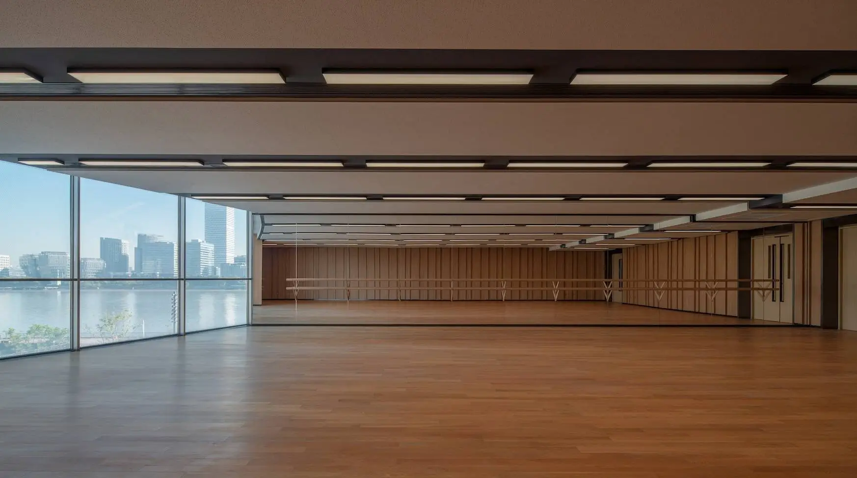 2025年上海徐汇滨江新地标！西岸大剧院即将震撼开放，你准备好了吗？  第6张