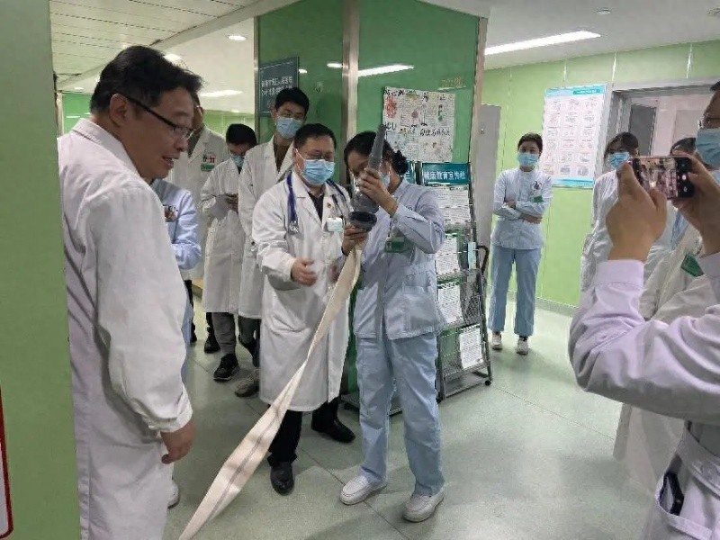 医院突发火灾如何应对？济南市第五人民医院开展紧急消防演练  第1张