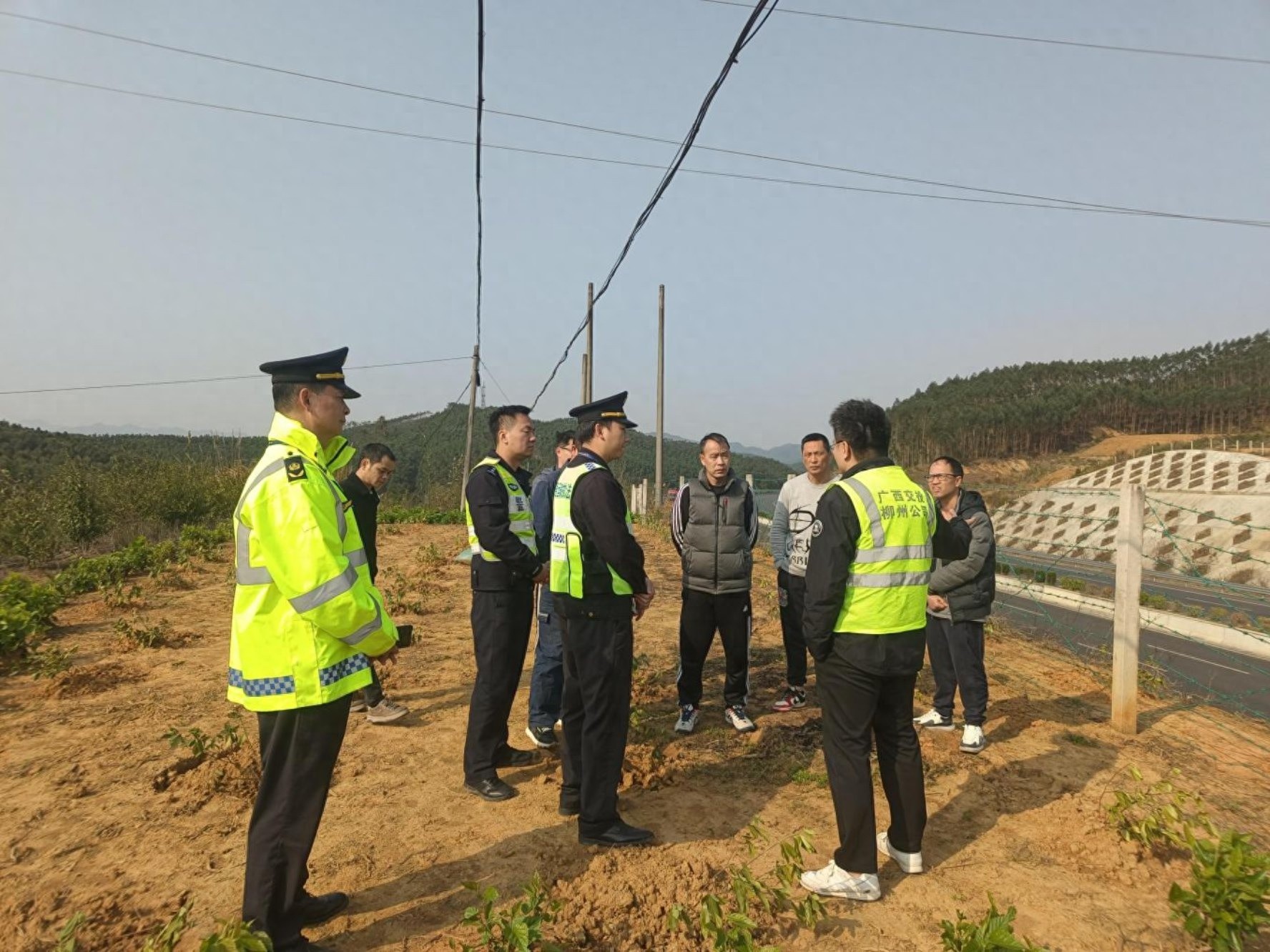 鹿寨县应急管理局如何多部门联动，成功拆除重大安全隐患？