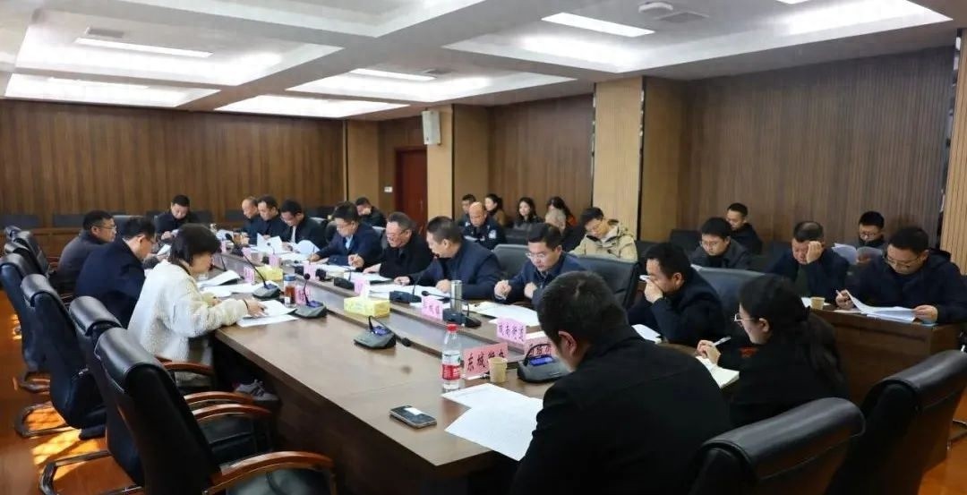 荆州大气污染防治会议召开，张远重强调：我们该如何打赢这场持久战？