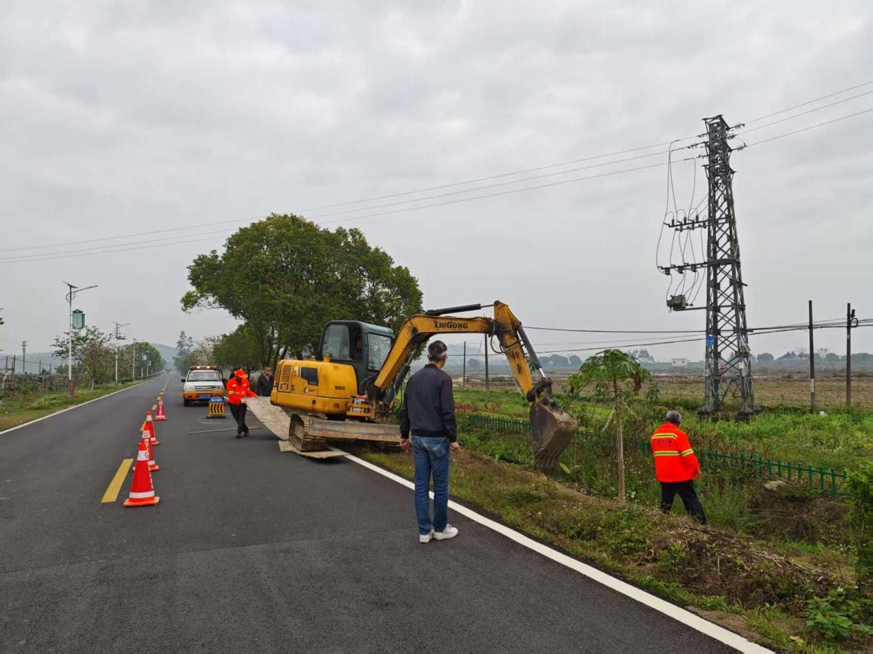 公路变农田？市交通运输局紧急整治违规种植行为  第4张