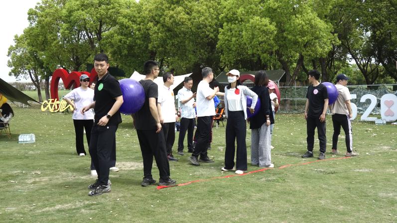 武汉生态科技中心趣味运动会：5大项目引爆团队激情，冠军花落谁家？  第4张
