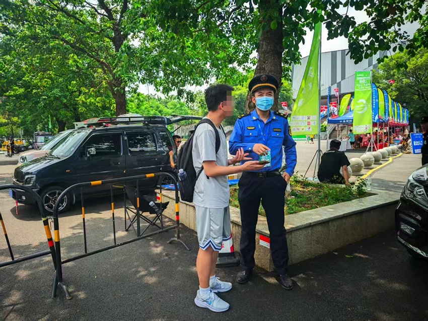 全国跳绳联赛圆满收官！60多名执法队员如何用暖心服务为赛事添彩？  第2张