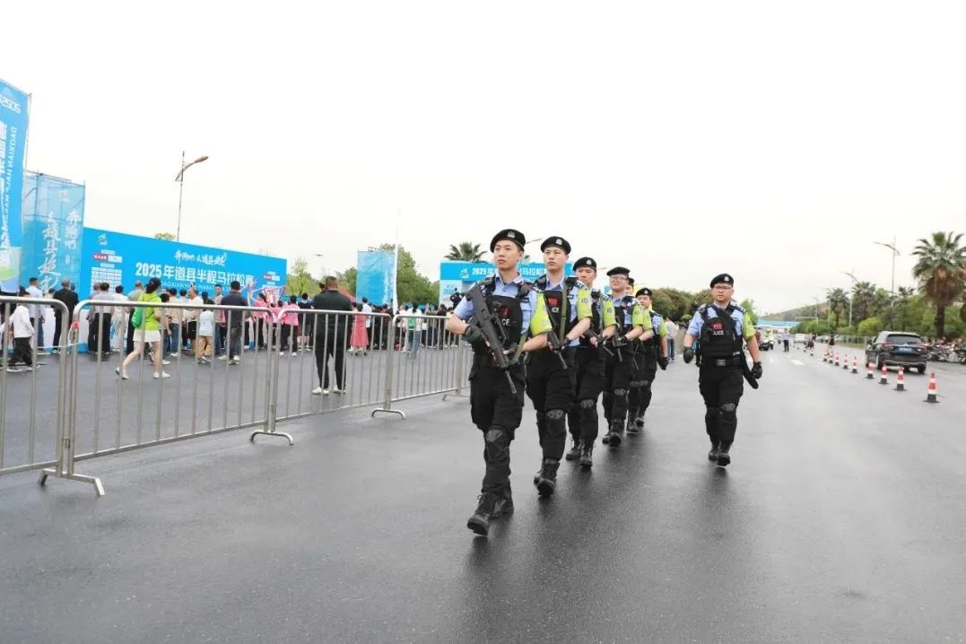 3500名跑者激情开跑！道县公安如何筑起最坚实的马拉松安全屏障？  第4张