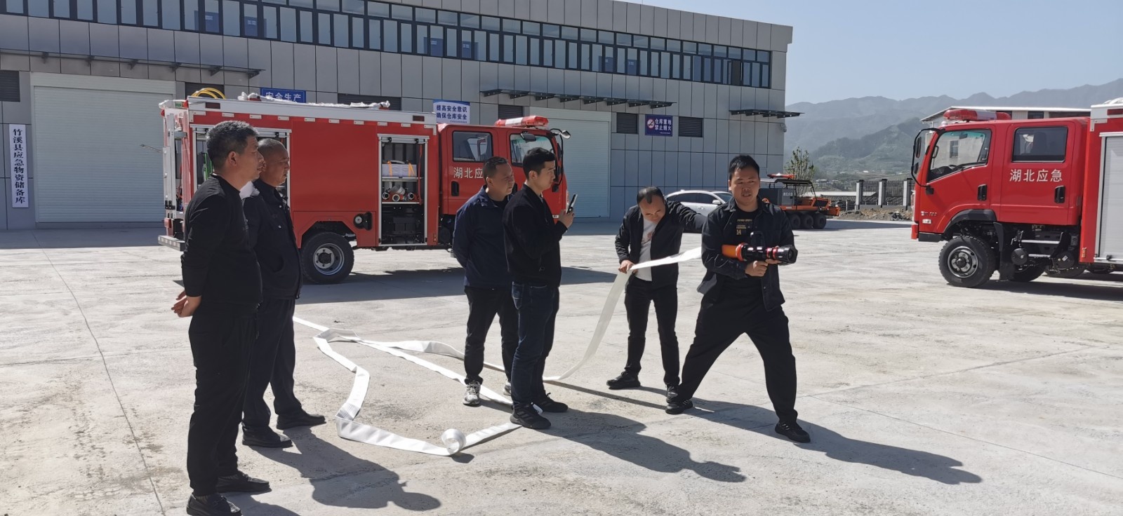 乡镇应急救援能力大提升！竹溪县这场消防车培训为何如此关键？  第2张