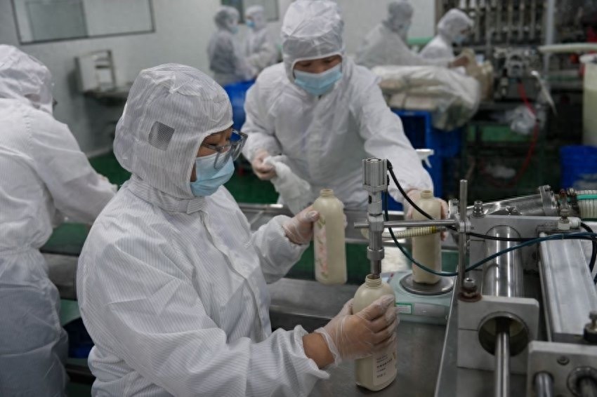 36名美妆行业精英同台竞技，谁将问鼎技能巅峰？