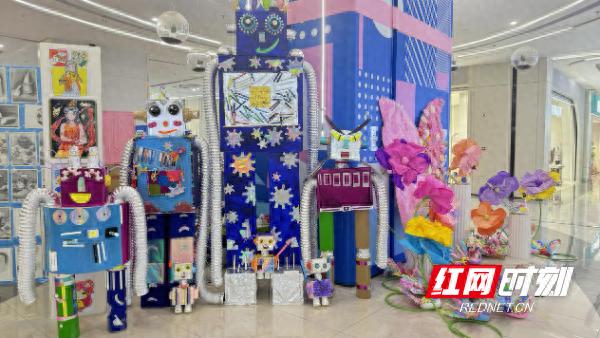 百幅儿童画作惊艳亮相！非遗艺术展为何吸引逾100组家庭疯狂打卡？