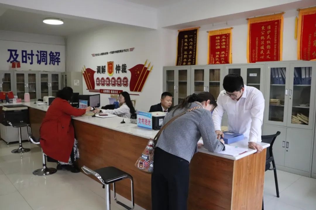 劳动争议案件频发？玉泉区这场庭审开放日教你如何规避风险  第3张