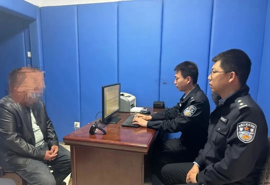 10岁孩子竟开车上路50米，这位父亲为何如此疯狂？  第2张