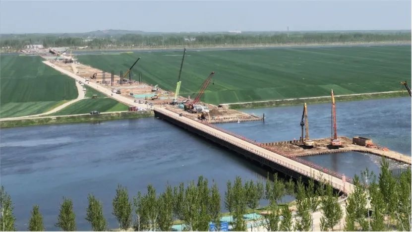 无锡至宜兴高速扩建工程完成排水沥青路面试验段！国内大规模应用案例你知道吗？  第2张