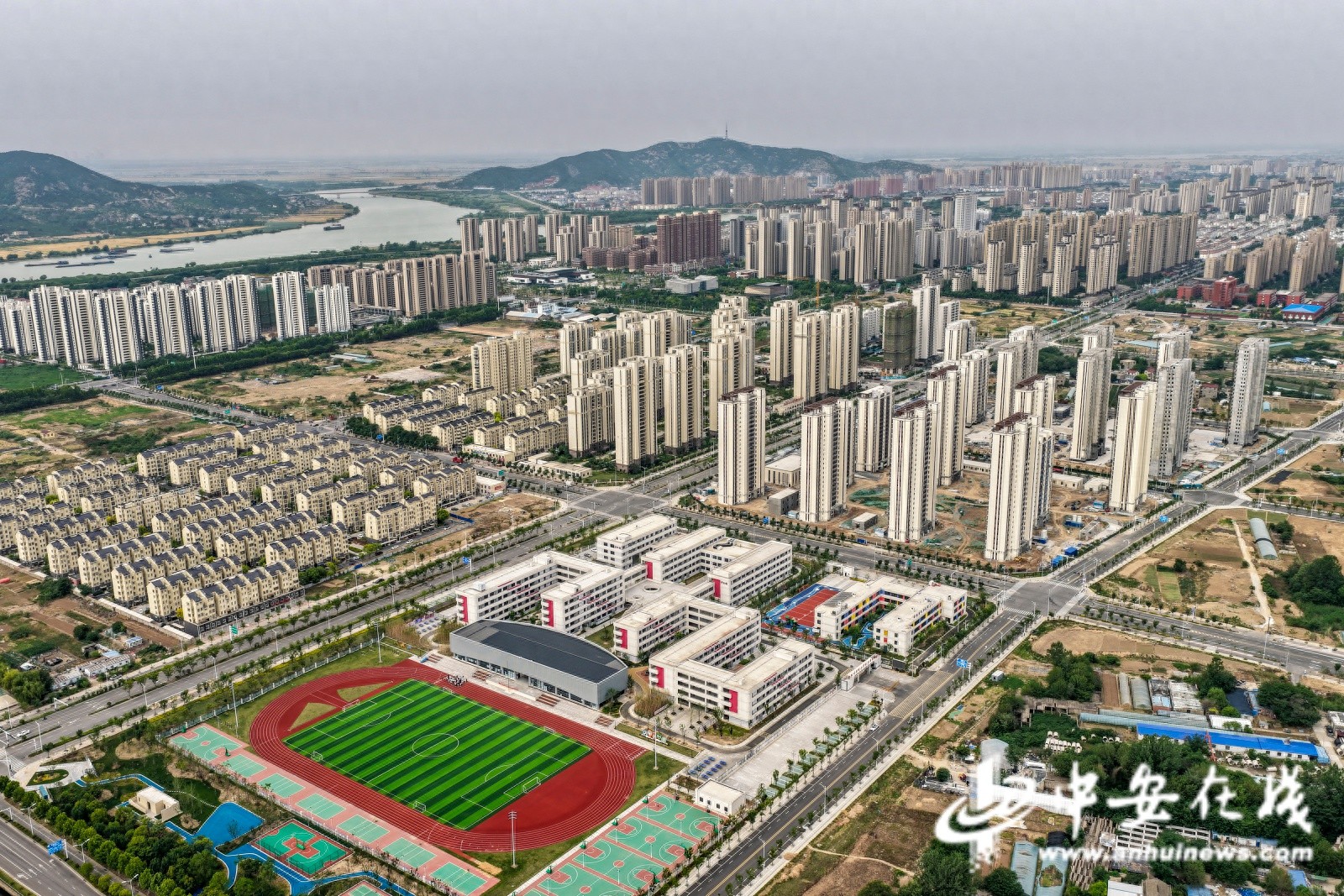 怀远五岔片区城市更新安置房工程加速推进，年底能交付？