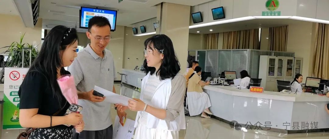 520领证日新人幸福满满！摒弃高额彩礼，真爱能否战胜金钱？  第2张