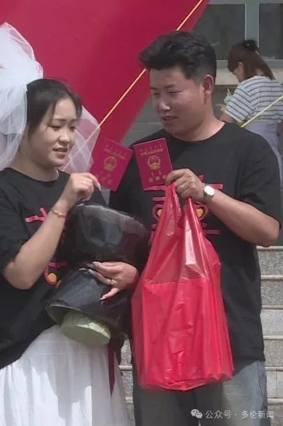 520集体颁证仪式！多伦县民政局如何奏响婚俗改革乐章？  第9张