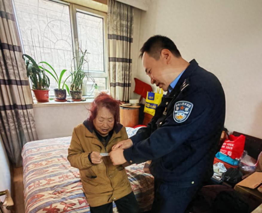 辽源市公安局泰安分局送证入户！急难愁盼问题咋解决的？