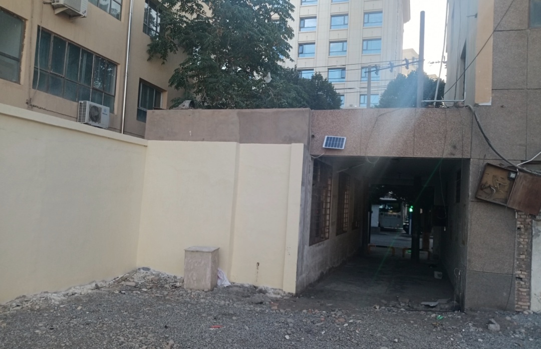 敦煌市房屋征收事务中心高效拆除‘住改商’，居民为何纷纷点赞？  第4张
