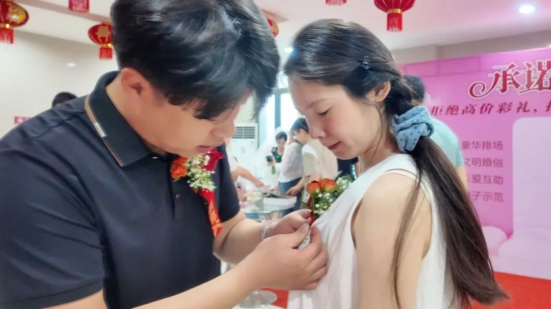 520 成结婚登记吉日？这场集体颁证活动藏着啥惊喜  第3张