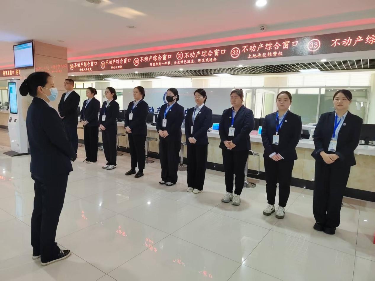 15分钟小晨会竟能撬动大效能？通山县局服务提质秘诀在此  第2张