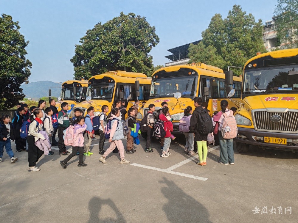 铜陵市义安区校车安全网络如何构建？高峰货车限行、专项资金投入超470万