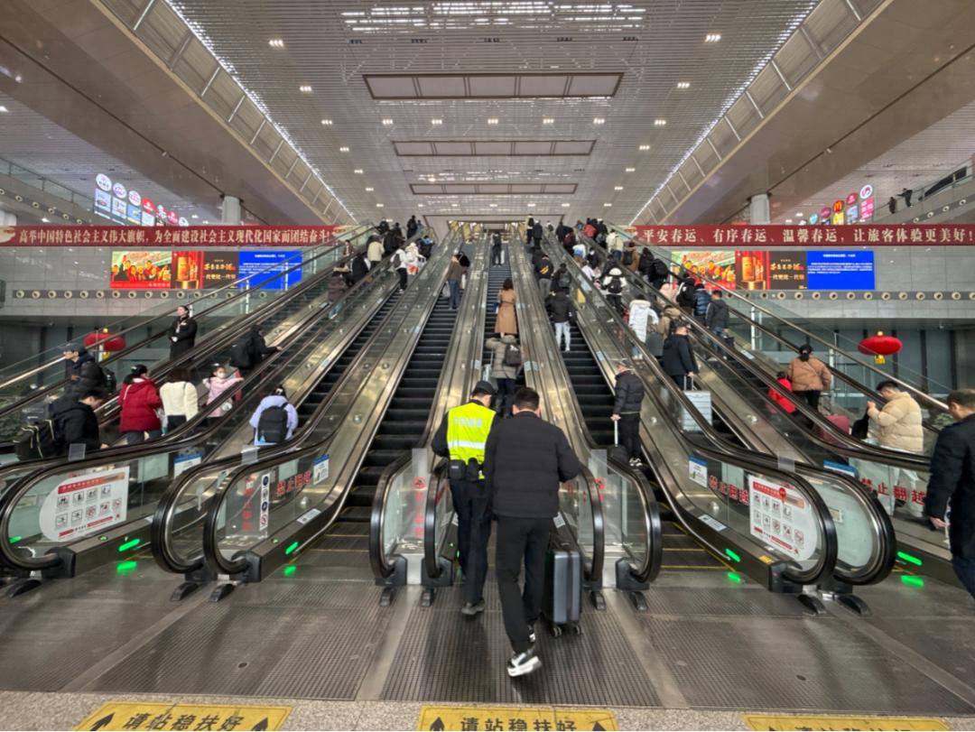 南京南站夜间高铁24小时开放！春运出行如何避免误车？