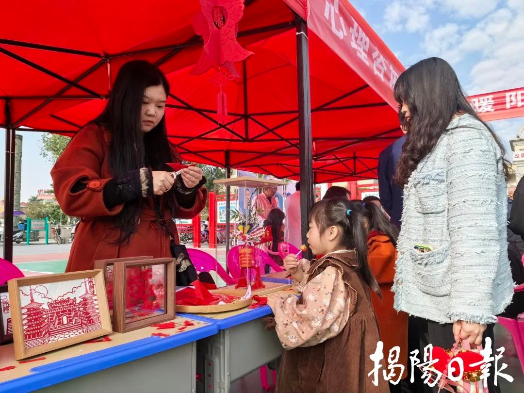 揭东区埔田镇文化惠民活动：12项便民服务，让群众在家门口享受贴心服务  第3张