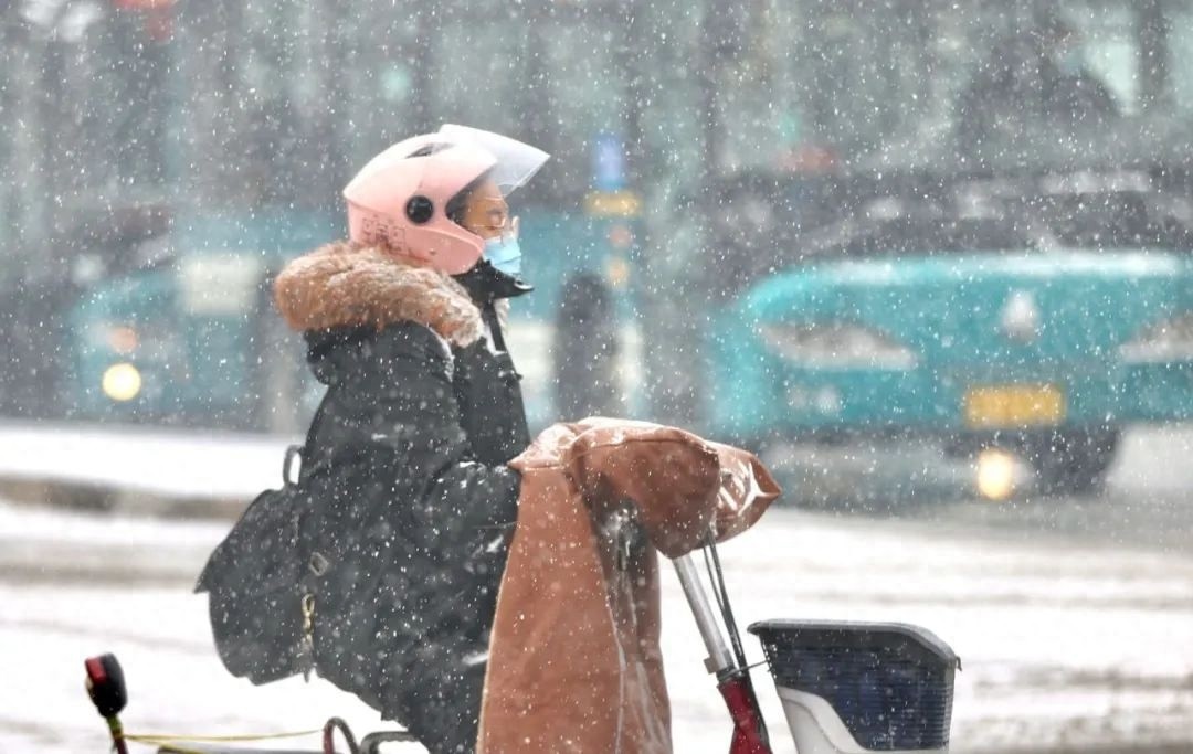 济南气温骤降至-15℃！寒潮雨雪来袭，你准备好了吗？