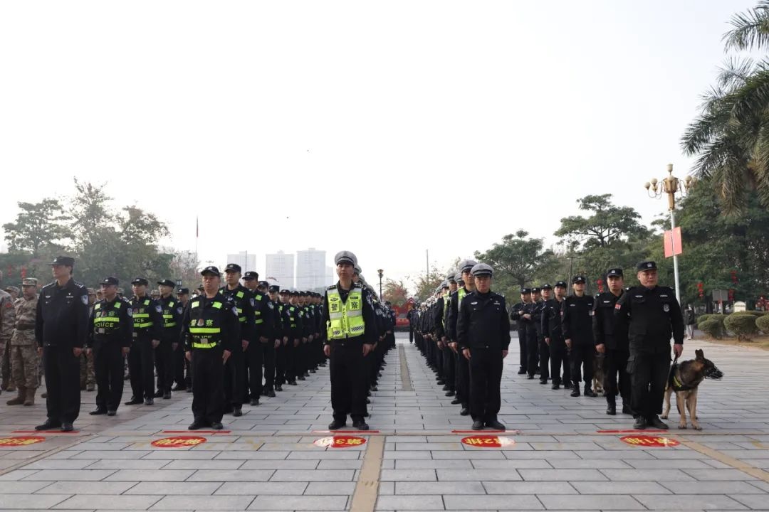 2025年春节，兴业县如何确保全县人民平安祥和？社会治安巡逻启动  第3张
