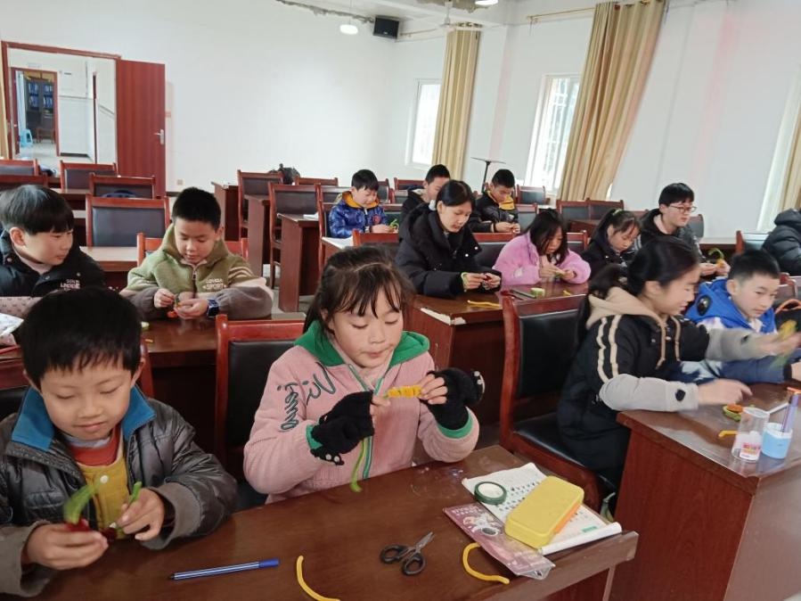 寒假还能这样过？乐至县青少年在新时代文明实践中心开启奇妙之旅  第4张