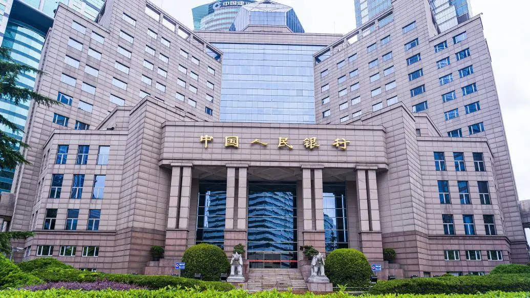 上海自贸区将如何成为中国金融开放的桥头堡？2025年新政策揭秘
