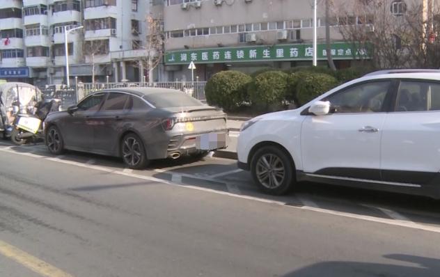 停车费一夜翻倍！妇幼保健院附近停车费为何突然暴涨？市民直呼不解  第3张