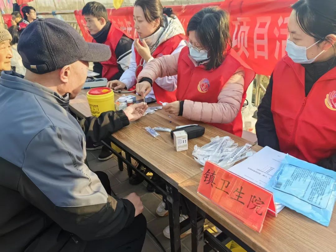 春节大集上的特别年货！青龙湖镇医护人员义诊，你关注健康了吗？  第4张