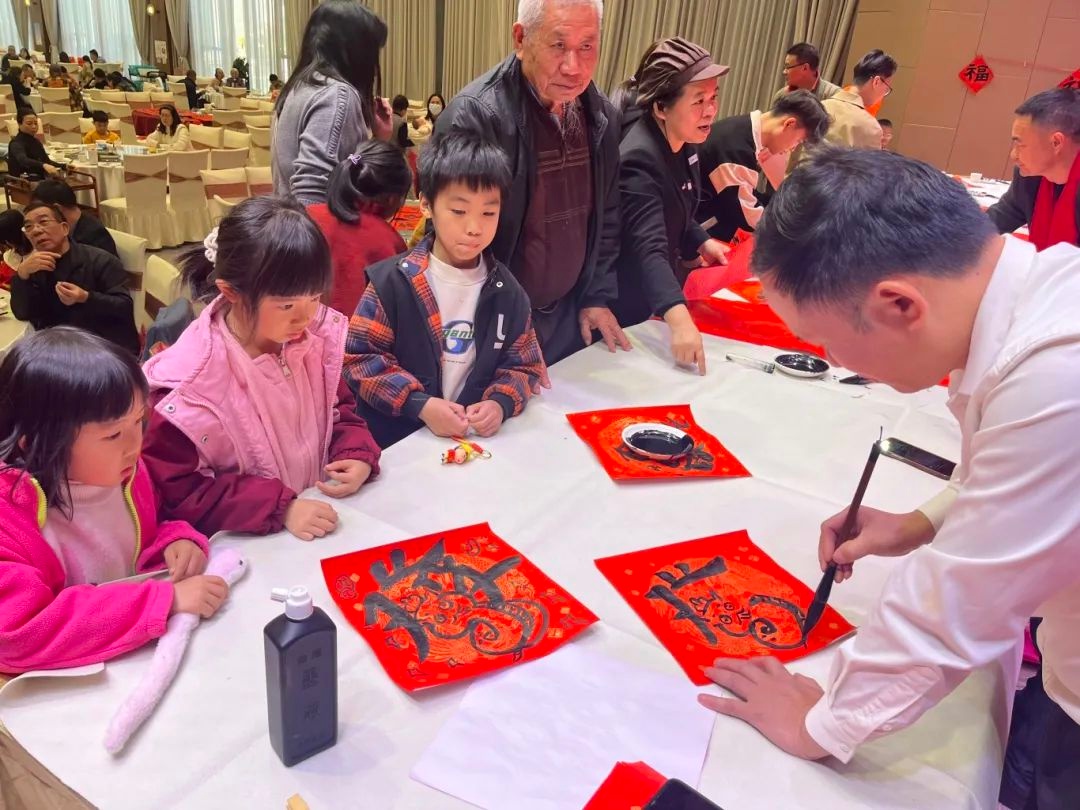 企石镇新春送福活动火热进行中，你准备好迎接巳巳如意的一年了吗？  第3张