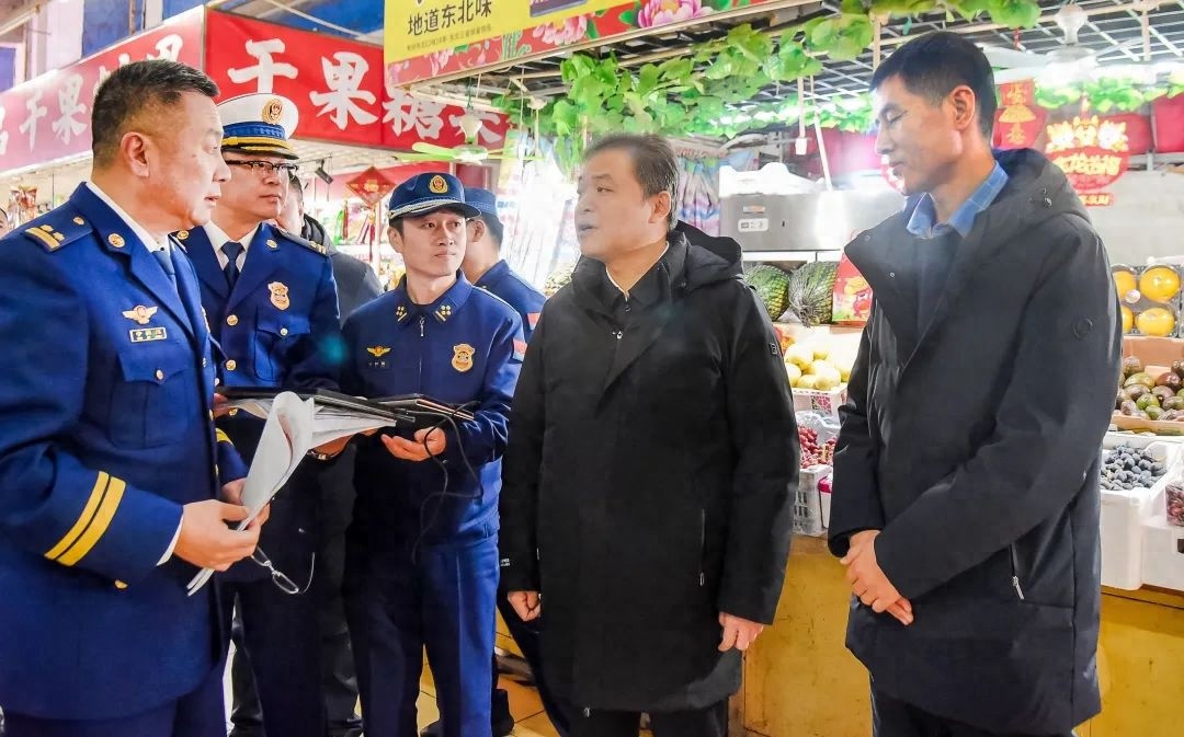 市长蒋冰亲临一线，节日安全如何保障？揭秘背后的民生大计