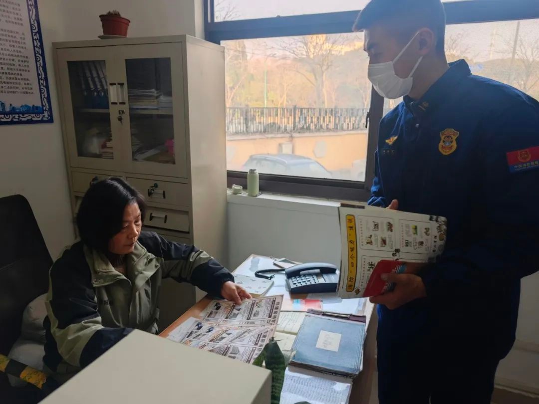 金山消防如何守护冬春安全？揭秘养老院、医院、社区的消防安全大行动  第15张