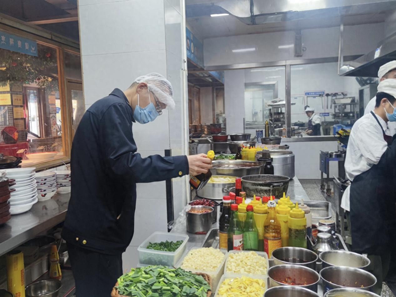 年夜饭安全大检查！贵阳市市场监管局如何保障你的舌尖安全？