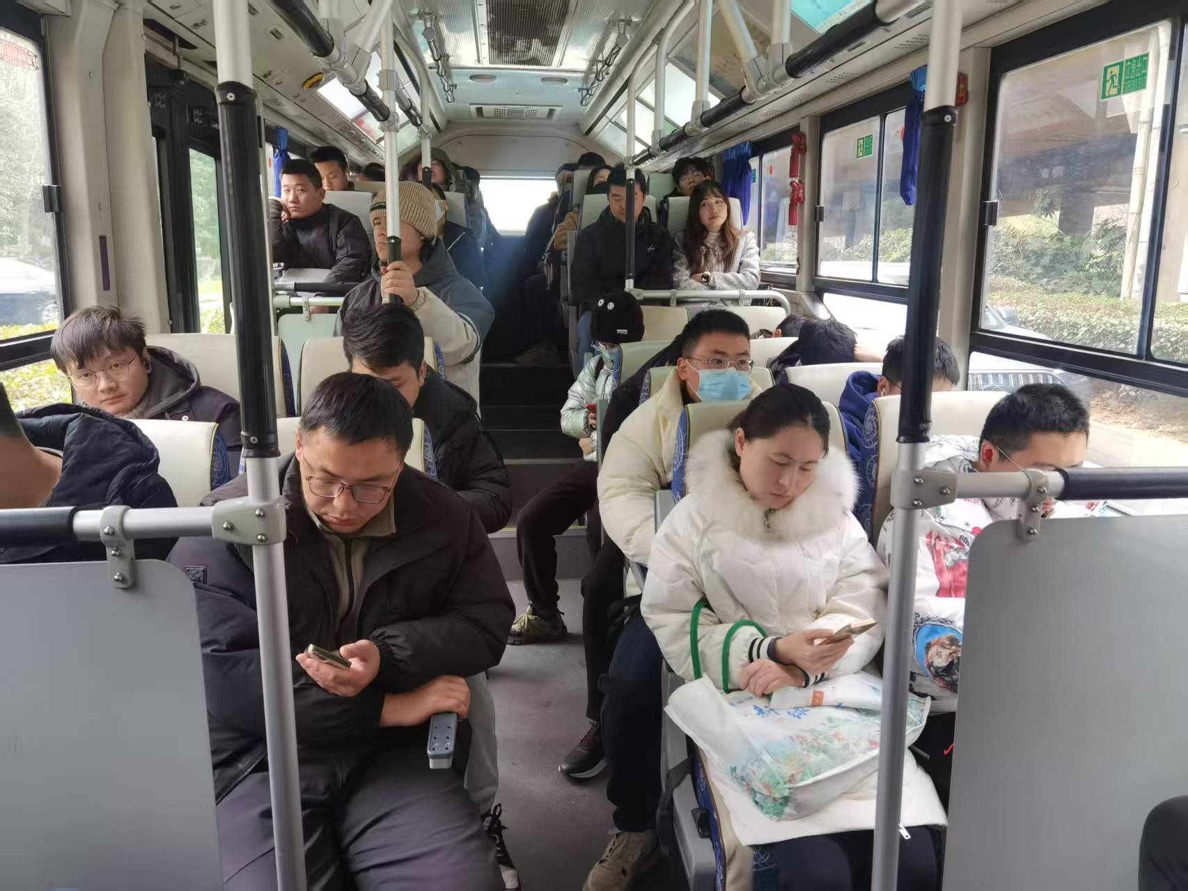 定制公交让你每天多睡半小时，你还等什么？  第2张