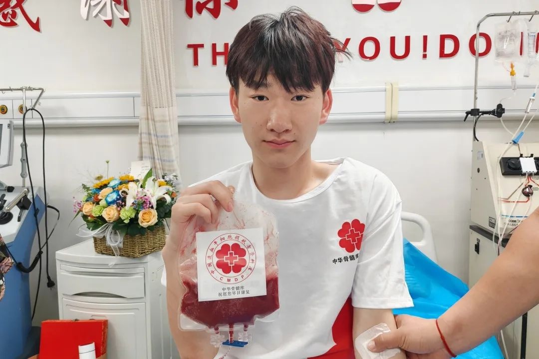 00后大学生刘丰宁:一个人的力量微薄,但能让一朵花绽放的春天更美丽吗? 第4张 00后大学生刘丰宁:一个人的力量微薄,但能让一朵花绽放的春天更美丽吗? 第4张