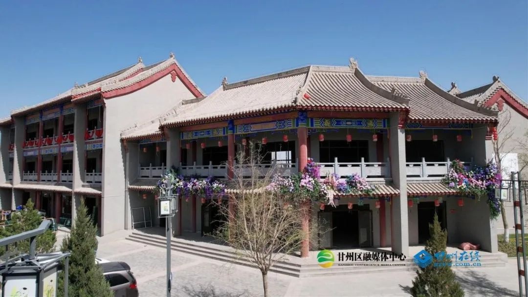 甘州府城大变样！650株树木+5万花卉打造绝美景观，你见过这样的城市吗？  第4张