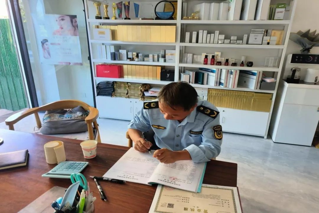 县市场监管局四项措施守牢两品一械安全底线，你的用药安全有保障了吗？  第3张