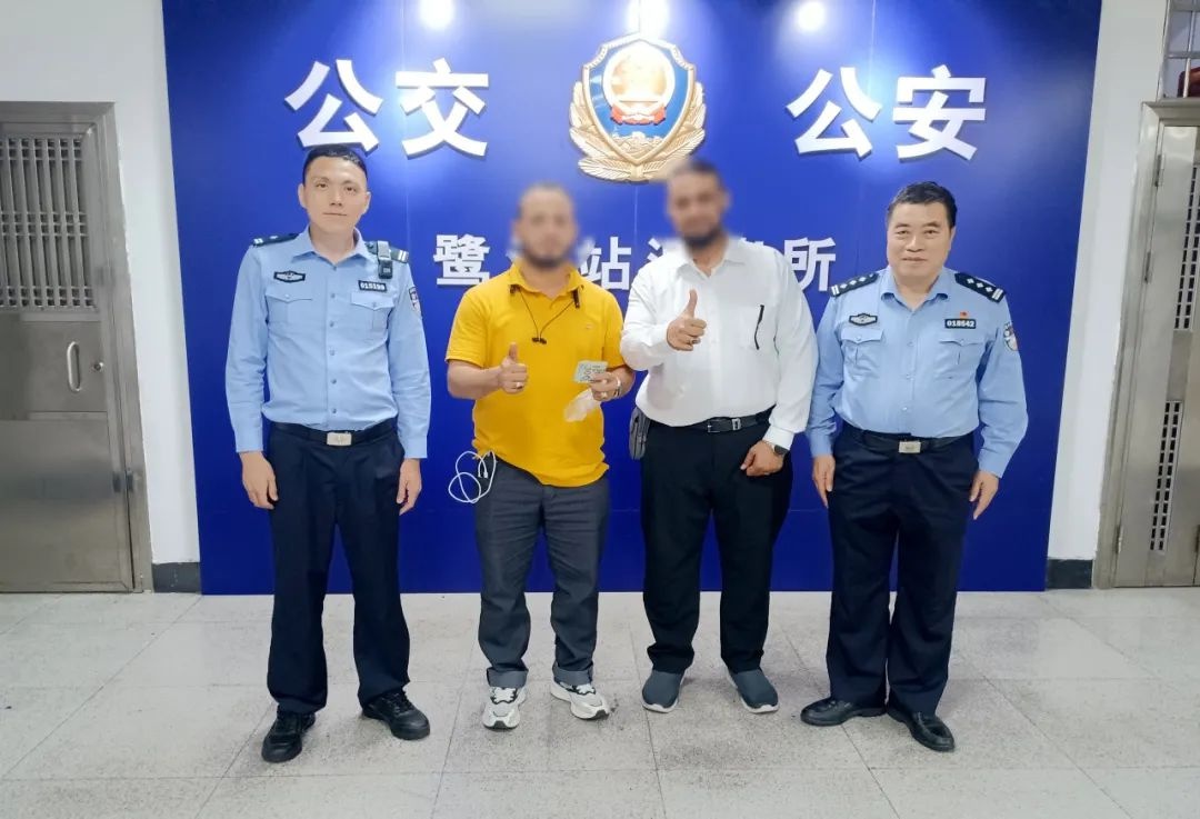 广交会外商遗失2279美元！民警如何迅速找回失主？  第2张