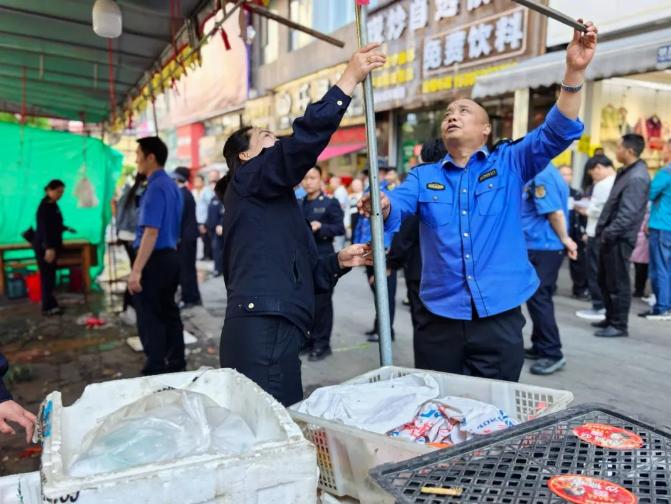占道经营危害大！大方县为何要重拳整治？市民出行将迎来哪些变化？  第2张