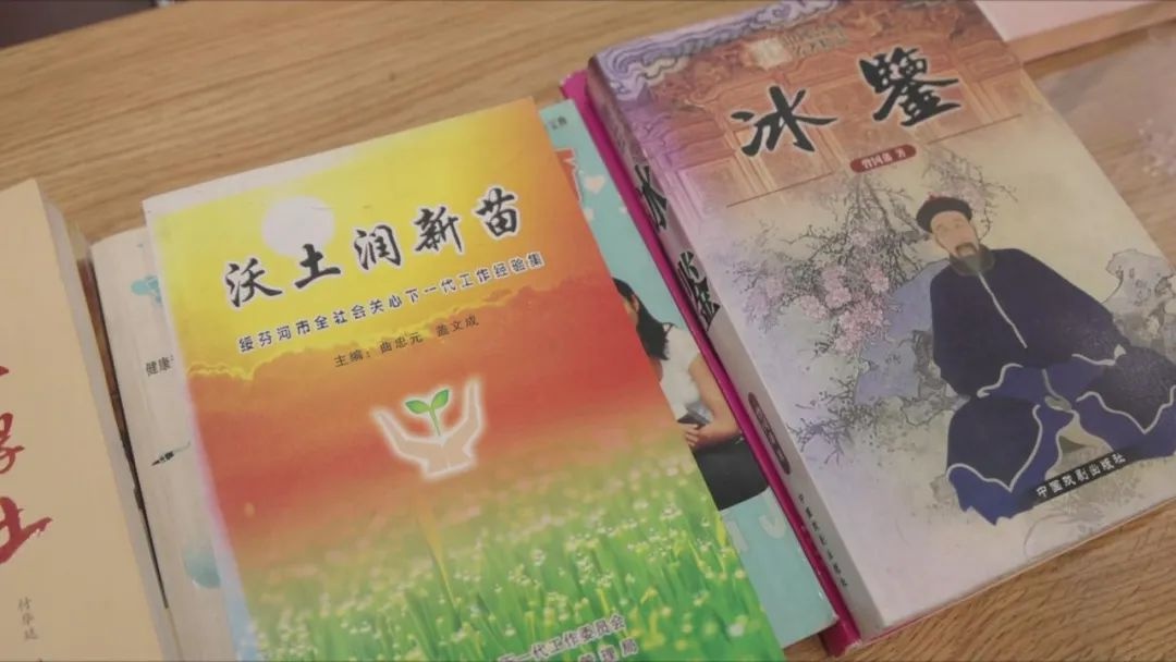 书香与欢乐交织！铁西社区这场读书日活动为何吸引数百居民参与？  第3张