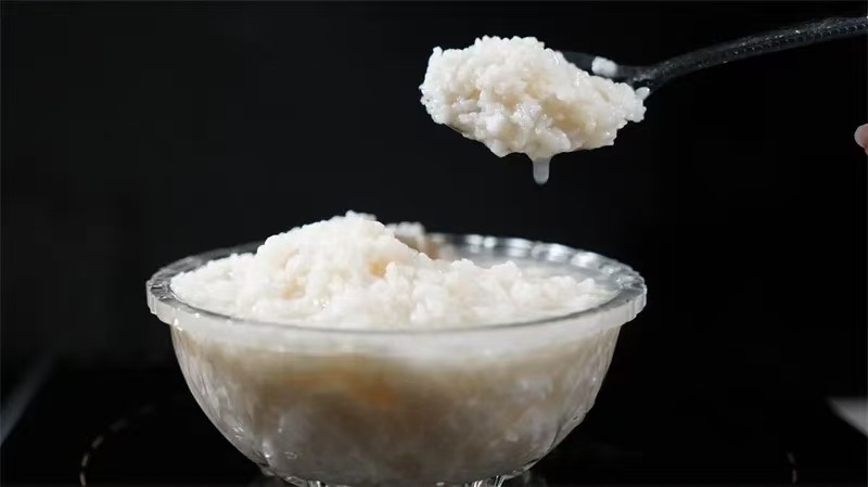 藏在云南玉溪的千年小城，甜白酒香竟引得蜜蜂来敲门？  第2张