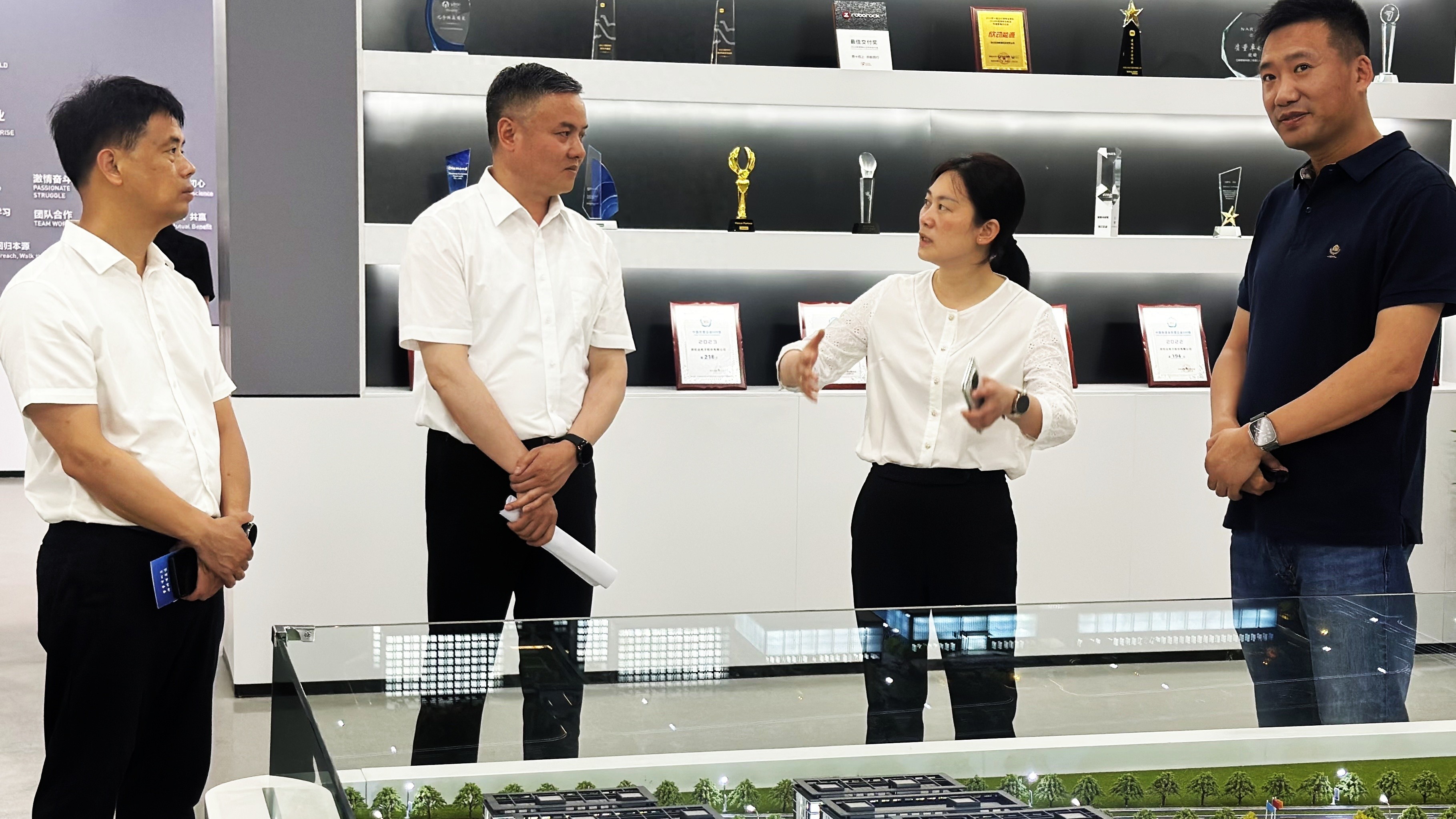 兰溪市委副书记带队开展助企活动，为企业发展保驾护航？  第1张