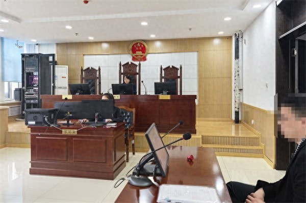 司法防线神圣不可侵犯！被告竟敢如此无视？工农区法院严惩
