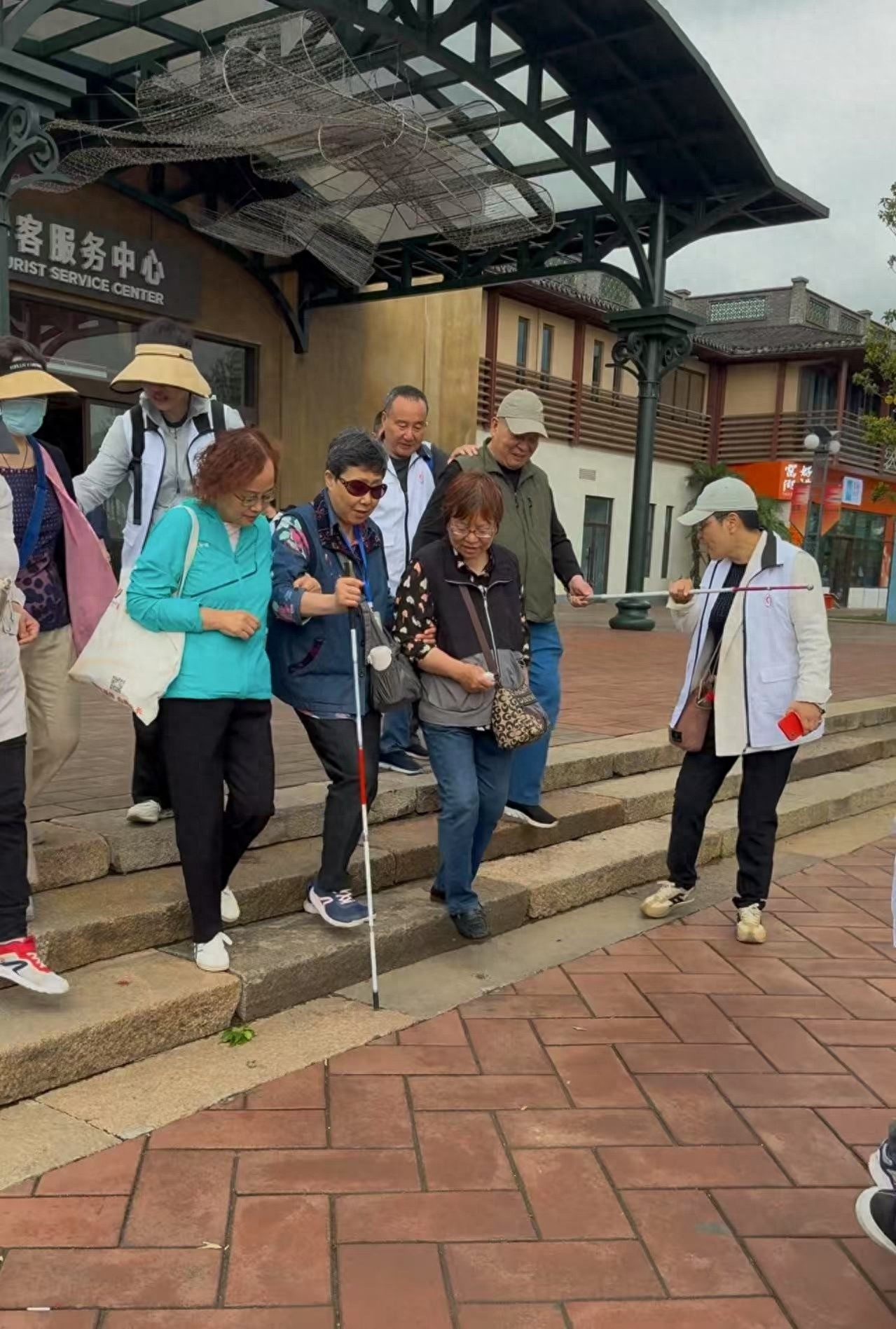 全球无障碍宣传日！50 多位盲人朋友的无障碍出行故事有多暖？  第1张