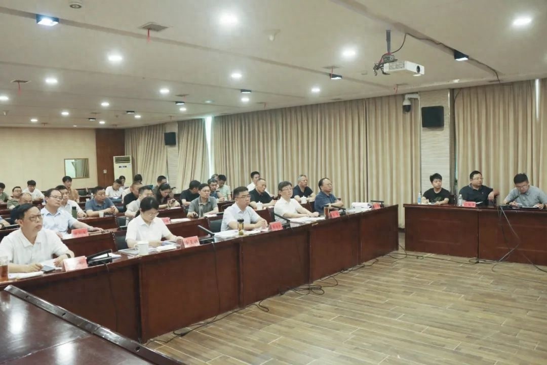 5月22日县委书记主持城市更新项目汇报会，以人为本是关键？  第1张