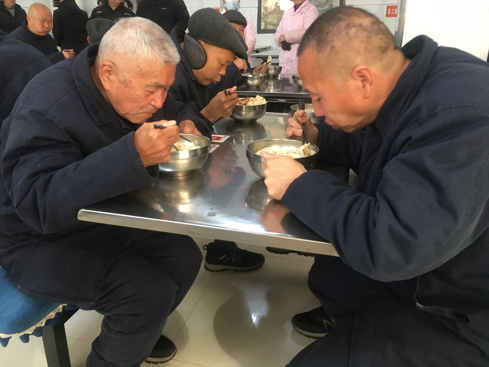 冬至福利院暖心活动：千余个饺子背后的温情故事，你被感动了吗？  第2张