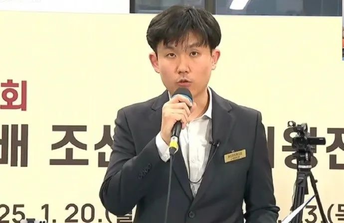 柯洁因抗议判罚退赛，裁判争议再次引爆围棋界！究竟谁对谁错？  第2张